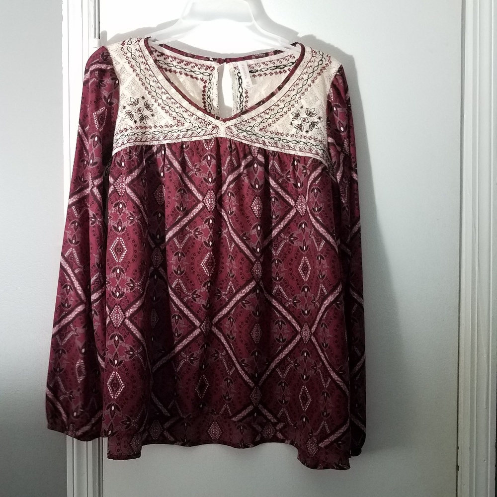 Xhileration top